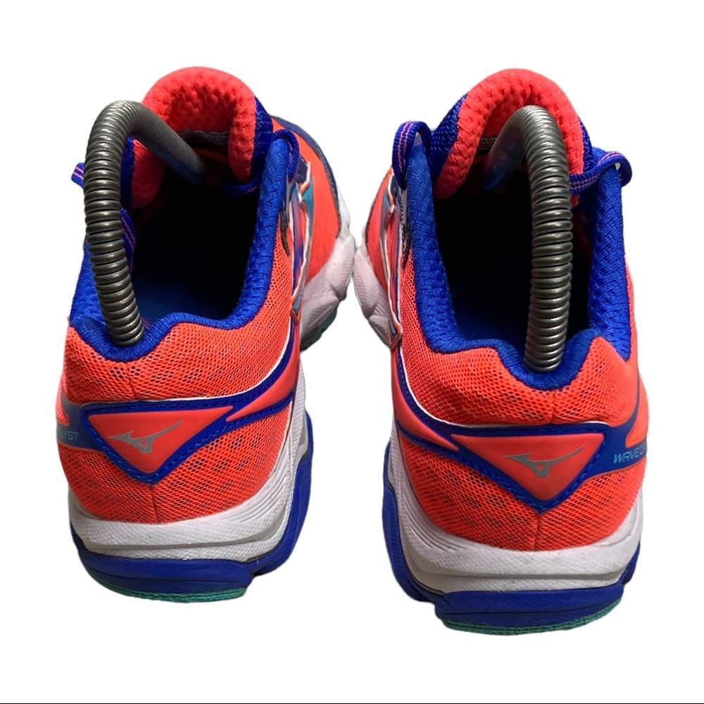 Mizuno Wave Catalyst Women's Size W7 Athletic Running Shoes Jogging Sneakers - Picture 4 of 16